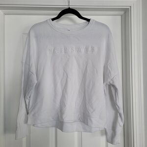 Fabletic's Women's White Sweatshirt Never Settle Size M